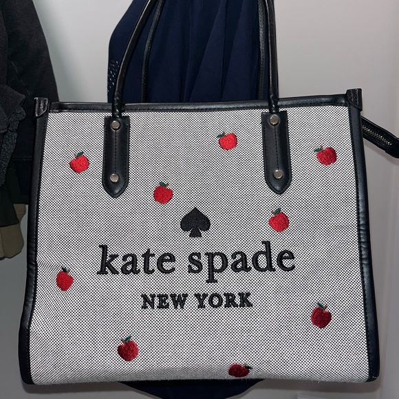 kate spade Handbags - Kate Spade Ella Apple Tote